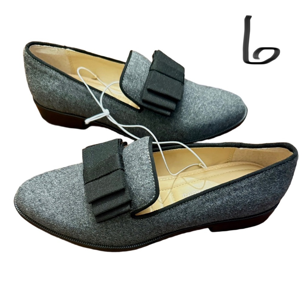 Adrienne Vittadini Part Wool Charcoal Loafers with Black Ribbon Detail